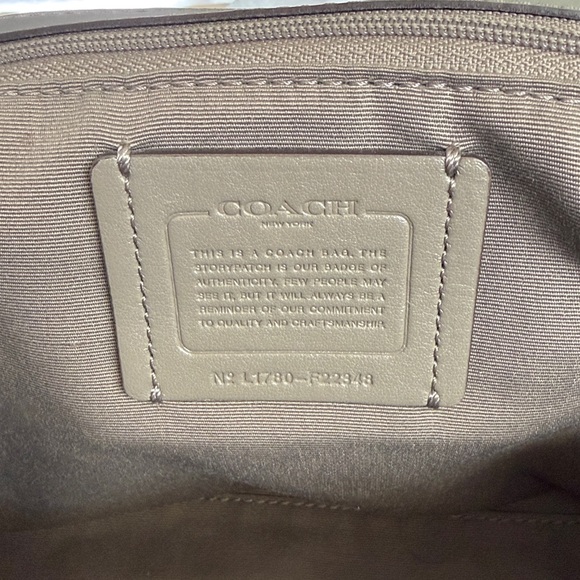 Coach crossbody - Picture 9 of 9